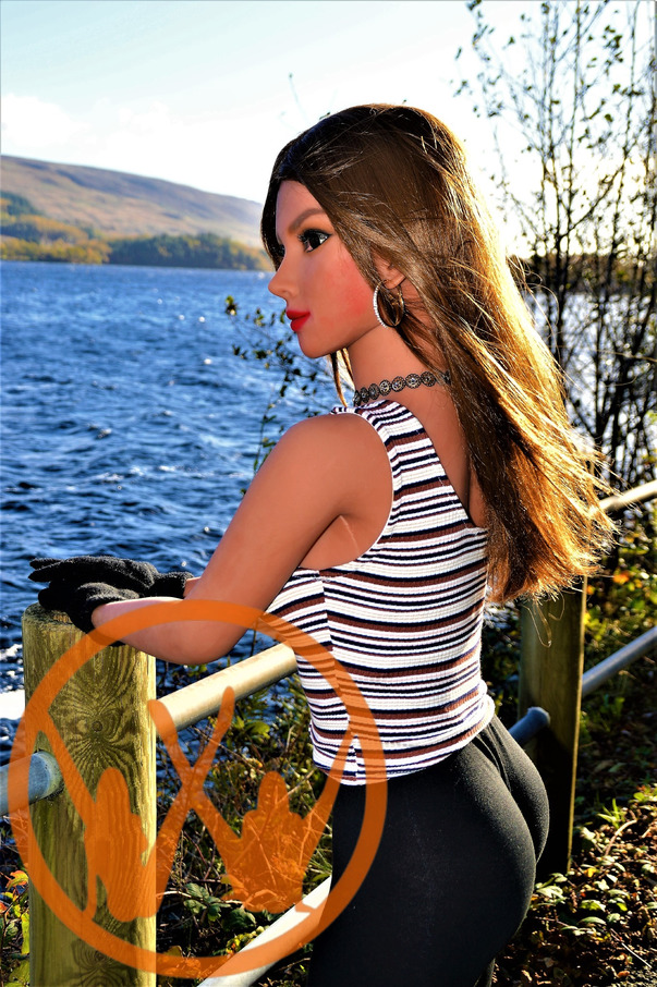 Doll Lover